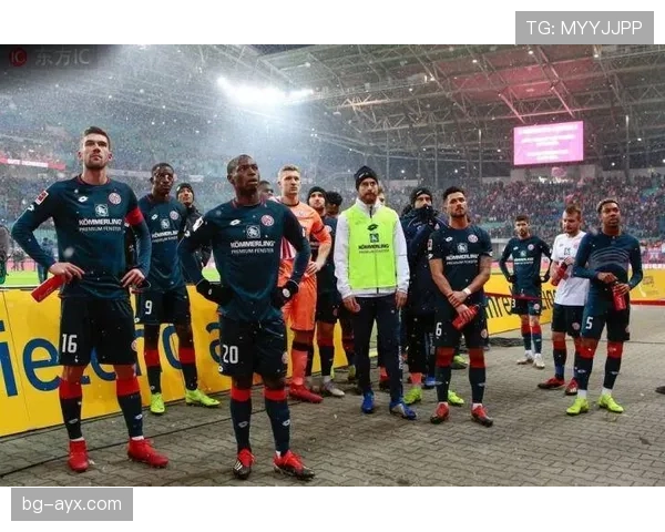 霍村边路攻势再显威力，状态回暖助球队冲击佳绩