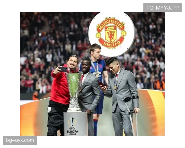 罗贝托重返欧冠荣耀时刻,揭秘经典战役背后鲜为人知的故事与深远影响 罗贝托重返欧冠荣耀时刻,揭秘经典战役背后鲜为人知的故事与深远影响