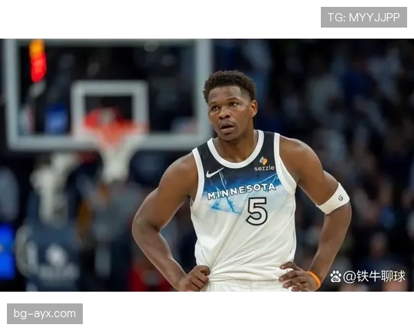 爱德华兹突破能力提升助森林狼关键时刻得分拉开差距